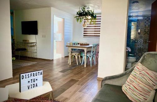 Zapopan Apartamento | Muy cómodo y moderno departamento en Zona Andares