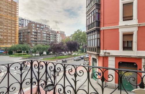 Ametzola Apartamento | Muy Luminoso a 5 min del centro de Bilbao