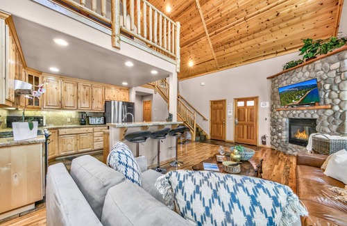 South Lake Tahoe Casa | Mv11 Lake tahoe estate with heated pool