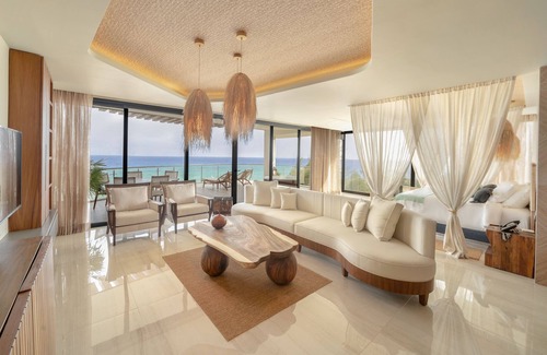 Villa Juarez Hotel | Mvngata Beach Hotel