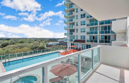 Coconut Grove Apartamento | MVR-Bask in Luxury-Right in Coconut Grove