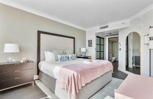 Coconut Grove Apartamento | MVR-Bask in Luxury-Right in Coconut Grove