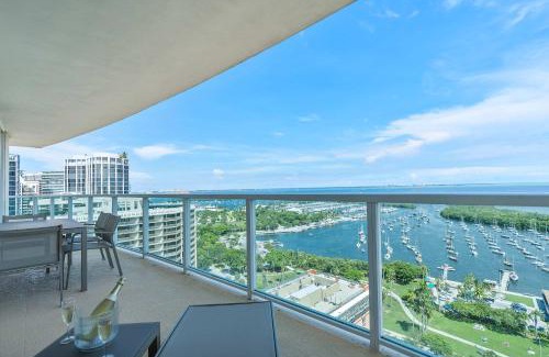 Coconut Grove Apartamento | MVR-No More Hassles-Just Peace & Luxury