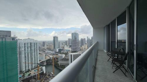 Downtown Miami Apartamento | MVR - Skyline & Spa for Brickell Perfection