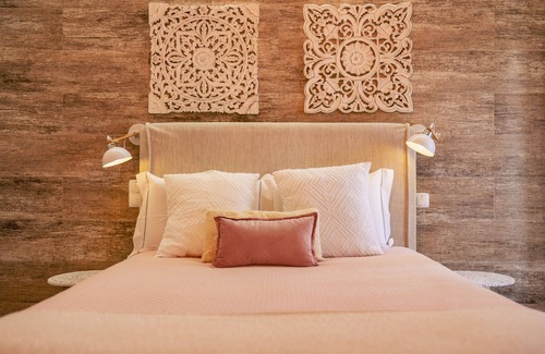 Carmo Casa | My Bed in Pico
