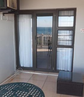 Oslo Beach Cama Y Desayuno | My Den Beachfront B&B and Self-Catering