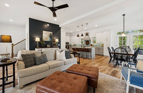 Smithville Casa | My Friend's Place-Center Hill Lake-close to PatesFord-Hot Tub-Lake View