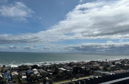 Frankston Apartamento | My happy place-Charming 1-bedroom apartment in lovely Frankston with AC