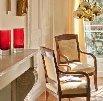 Quartier du Faubourg-Montmartre Cama Y Desayuno | My Home For You Luxury B&B Adults Only