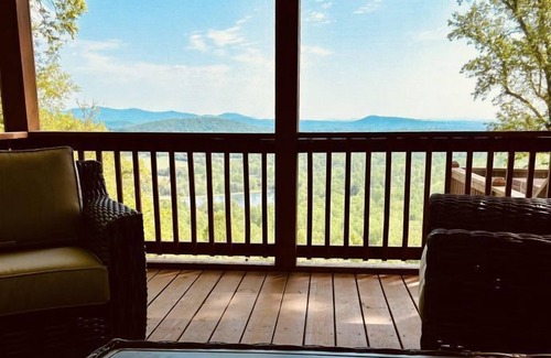 Stanardsville Cabina | My Lakeview | 2 Bed, 1 Bath