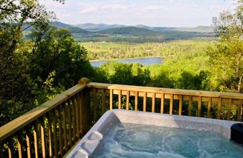 Stanardsville Cabina | My Lakeview | 2 Bed, 1 Bath