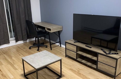 Laval Apartamento | My place is warm cozy and welcome