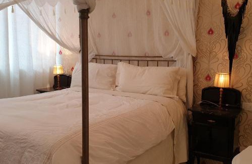 Barona Cama Y Desayuno | MY PLACE Suite Apartment - Milano Navigli