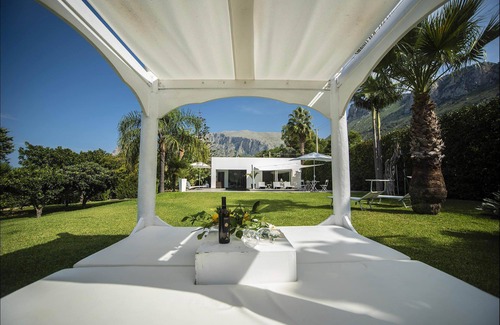 Cinisi Villa | Villa Corallo en el oeste de Sicilia, a 3 km del mar, con 2 dormitorios, piscina, puede acomodar