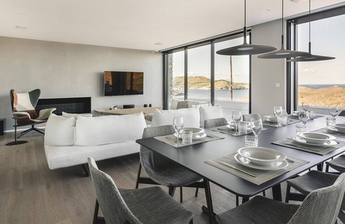 Vourkari Villa | My Rental Homes - Villa Kronos with lounge area and a heated Jacuzzi-plunge pool.