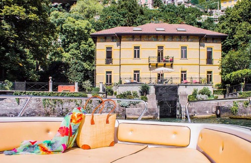Moltrasio Villa | Villa en Moltrasio con 8 habitaciones, capacidad 16
