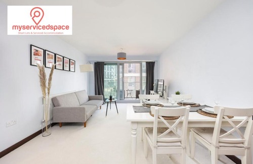 St. Mary's Park Apartamento | My Serviced Space - Battersea 1 BR Apartment, Balcony, Family Friendly, Relocation & Business