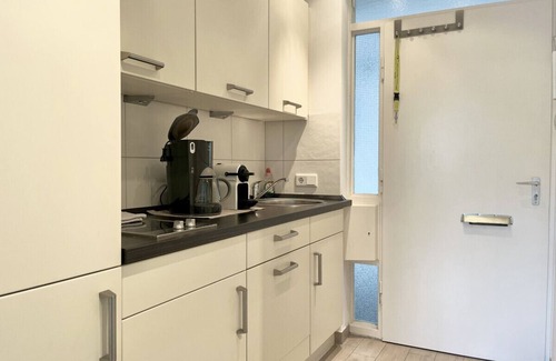 Reppenhagen Apartamento | My small beach suite with sea view and balcony