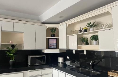 San Juan Apartamento | My Suite Heart of San Juan City Near Ortigas