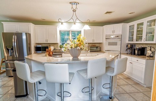 Stroudsburg Casa | My Ultimate Getaway l Pool l HotTub l Sauna l Game Room