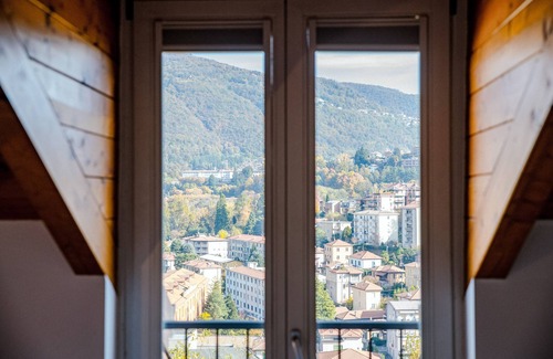 Como Apartamento | MyHomeInComo - Modern Luxury Attic