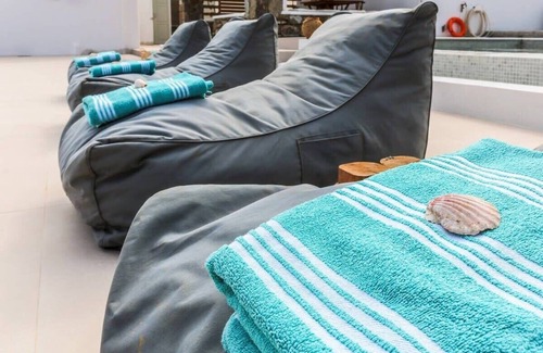 Kalafatis Apartamento | Mykonian Luxury Light Blue Villa with Private Pool
