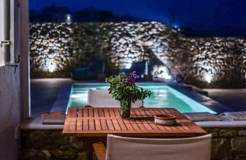 Kalafatis Apartamento | Mykonian Luxury Light Blue Villa with Private Pool