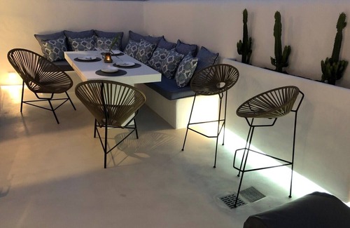 Platis Gialos Casa | Mykonian Mews H2 mini villa 1 dormitorio / 1. 5 baños / ducha al aire libre
