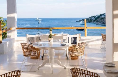 Platis Gialos Complejo | Mykonos Blu, A Grecotel Resort to Live