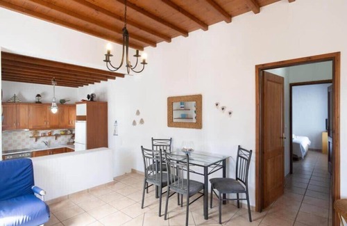 Platis Gialos Apartamento | Mykonos Elegance 2-Bedroom Escape in Psarou