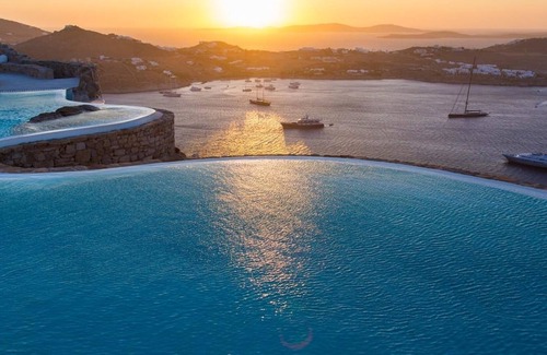 Glastros Casa | Mykonos Holiday Home Aegean Water Views