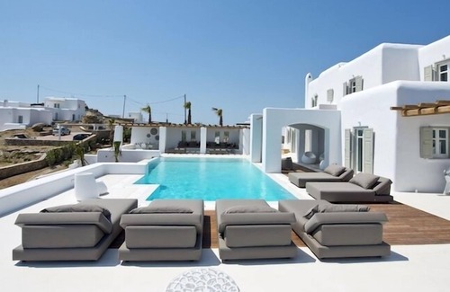 Tourlos Villa | Mykonos large Greek villa rental, private pool