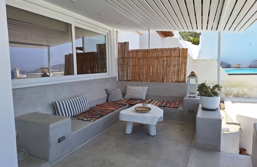 Tourlos Apartamento | Mykonos Noir Nest - Sea View Escape