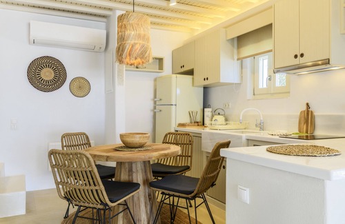 Mykonos Casa | Mykonos Supreme Town House con impresionantes vistas, piscina y estacionamiento privado - 2BR