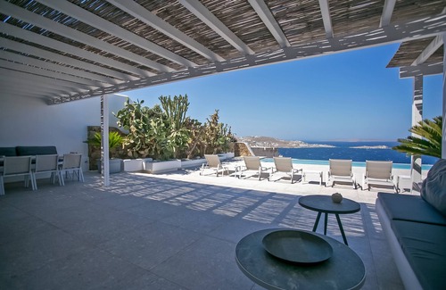 Kanalia Villa | MYKONOS TOWN VILLA