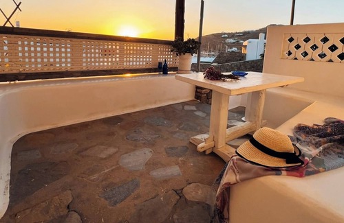 Tourlos Apartamento | Mykonos Violet Nest - Sea View Escape