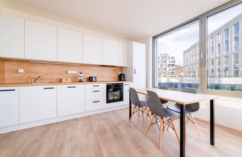 Smichov Apartamento | MyMozart City Center Residence: Sapphire Sky Suite