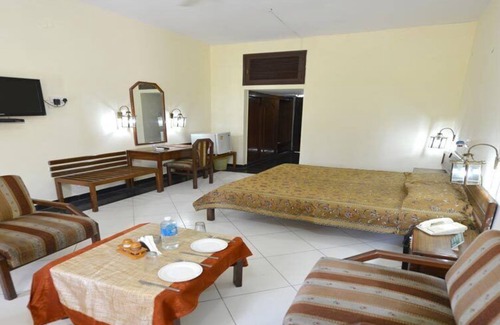 Rohtak Hotel | Myna Tourist Resort