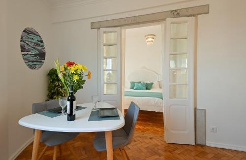 Santa Engracia Apartamento | MyPlaceLisbon - Tágides River View