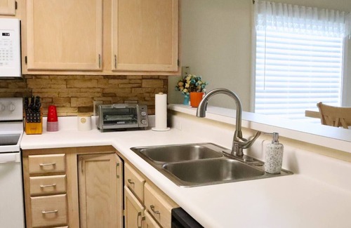 Carolina Forest Apartamento | Myrtle Beach Central Gem - 2B/2B Condo