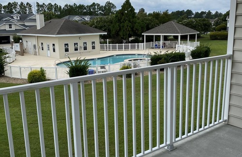 Red Hill Condominio | Myrtle Beach Townhome on Legends Golf & Resort