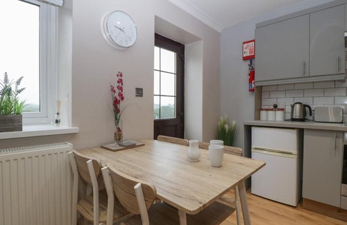 Nantgarw Casa | Myrtle Cottage