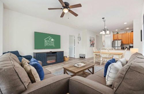 Red Hill Casa | Myrtle Golf Getaway at Legends Pet Friendly Pool
