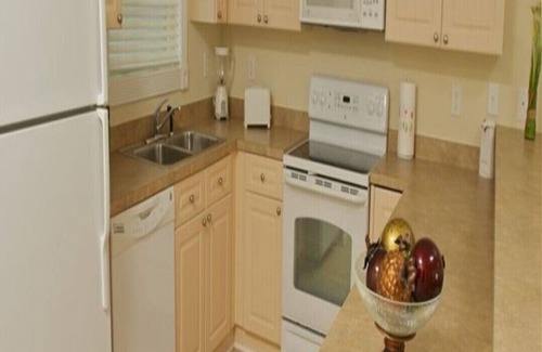 Central Myrtle Beach Villa | Villa, 2 habitaciones (1king + 3 camas dobles), 2 baños completos, (para 6-8)