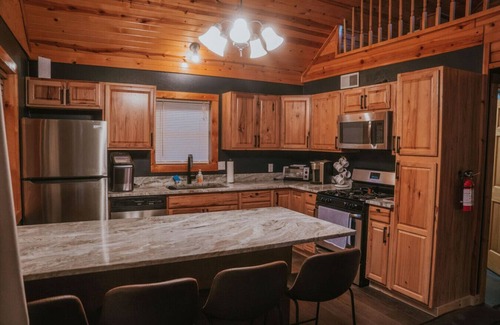 New Post Cabina | Mysa Stuga at Blueberry Hill Resort