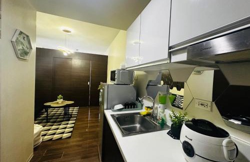 San Antonio Apartamento | MyScape at Air Residences Makati