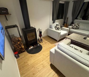 Orebro County Casa | Mysig stuga i Nävesta
