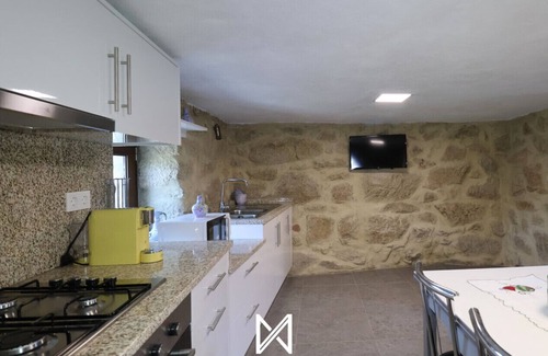Tondela Casa | MyStay - O Palheiro | One-Bedroom House