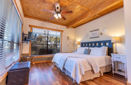 Wimberley Casa | Mystic Hill Suites