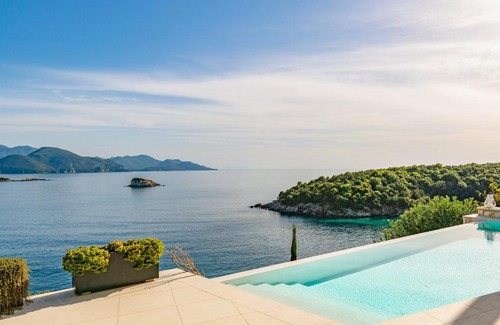Sivota Villa | MyZen Deluxe Villa Asana & Superior Villa Kenshya